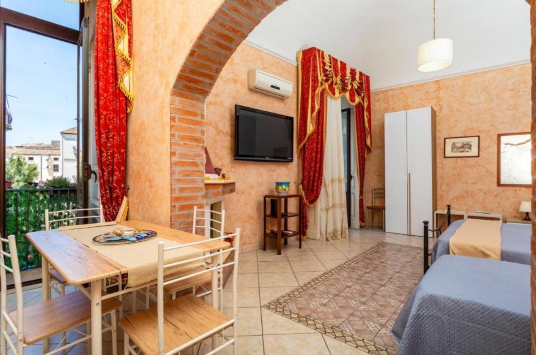 Evy House * Catania
