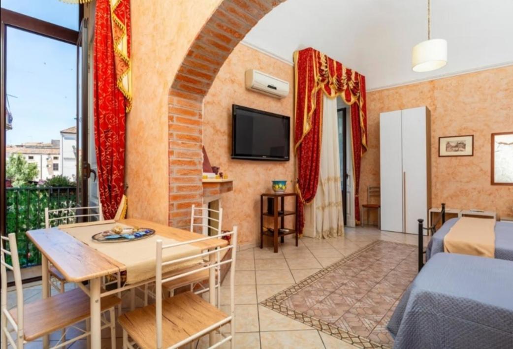 Apartment Evy House *